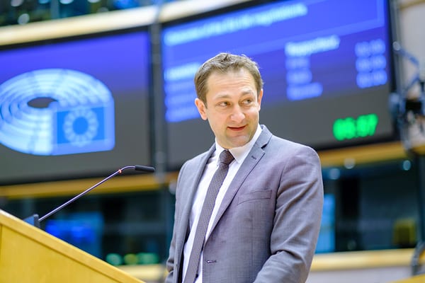 SLC - Handel Hansen Christoph Eu
