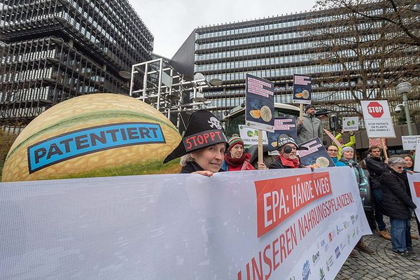 SLC - No Patents On Seeds