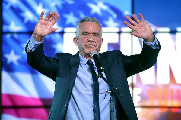 SLC - Robert F Kennedy Jr 53426580737